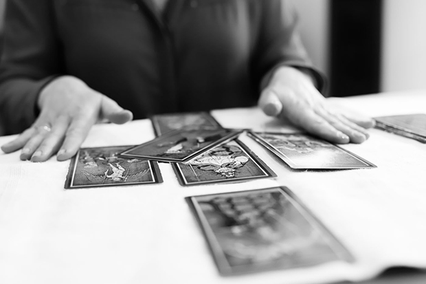 décision professionnelle grâce au tarot en Alsace